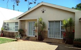 Anri Guesthouse